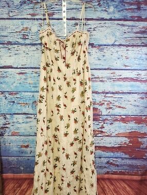 Cream Floral Spaghetti-Strap Maxi Dress
